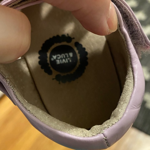 Livie & Luca Petal Mary Janes Size 8 (toddler). - Picture 3 of 5